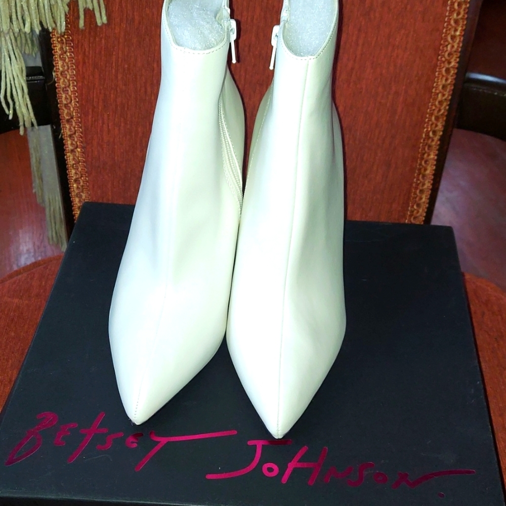 Betsey Johnson glitter heel ankle boot